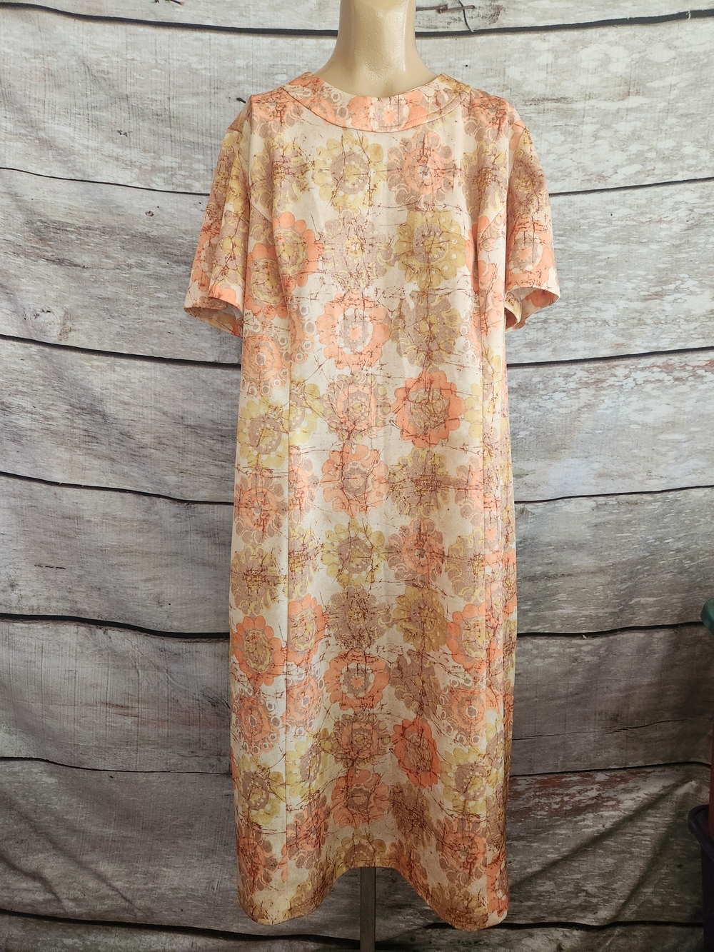 Vintage Shift Dress In Orange and Cream